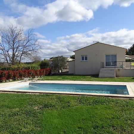 Villa Familiale Avec Piscine, Jardin A 10 Mn D'Uzes Flaux Bagian luar foto