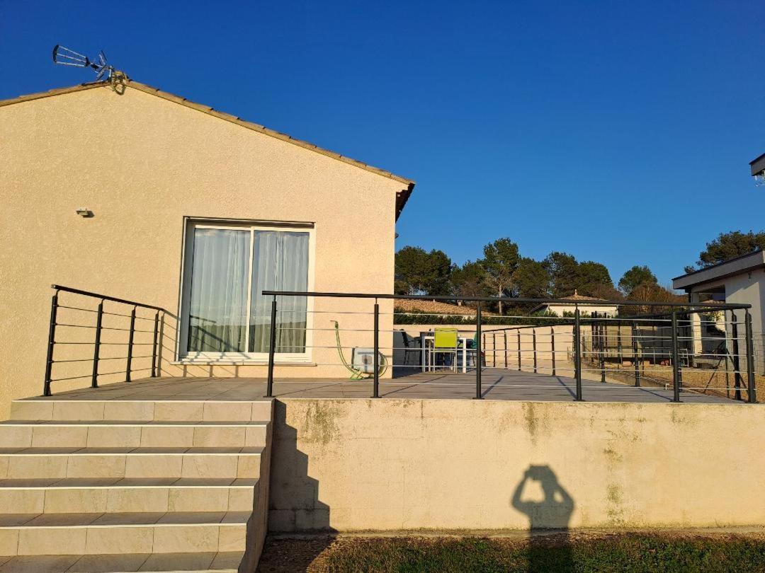 Villa Familiale Avec Piscine, Jardin A 10 Mn D'Uzes Flaux Bagian luar foto