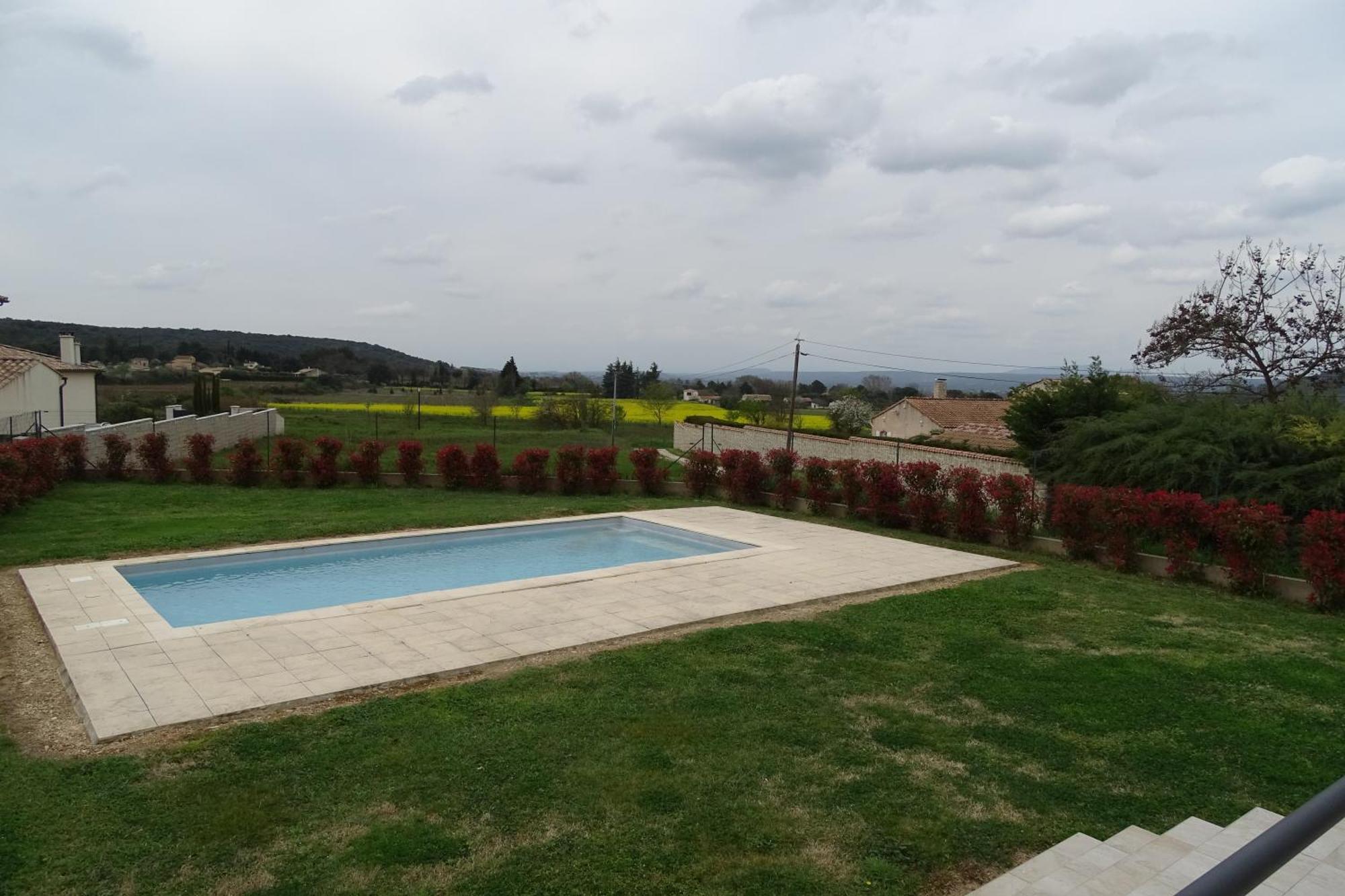Villa Familiale Avec Piscine, Jardin A 10 Mn D'Uzes Flaux Bagian luar foto