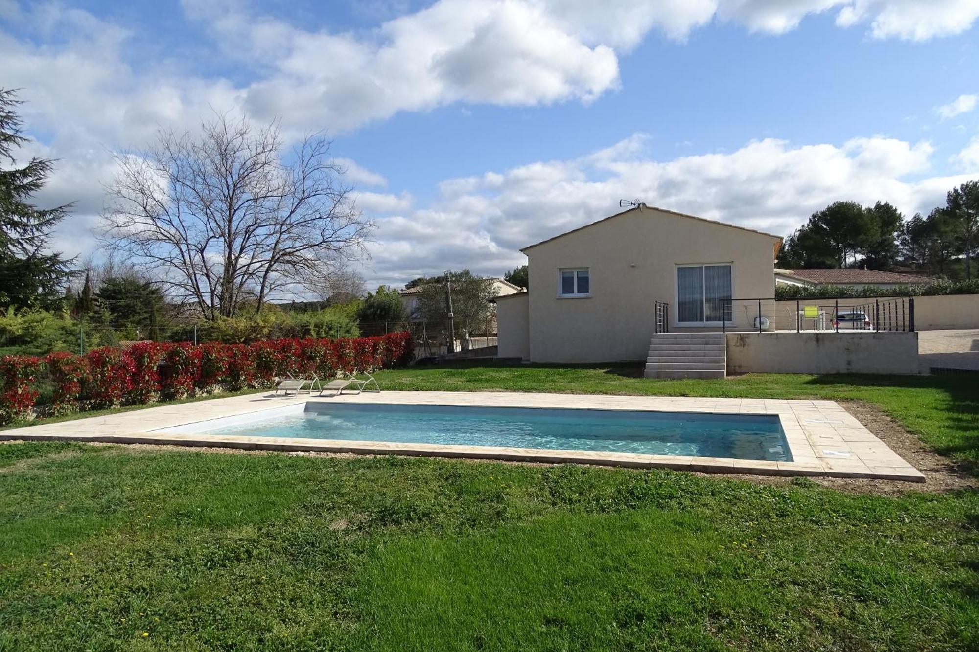 Villa Familiale Avec Piscine, Jardin A 10 Mn D'Uzes Flaux Bagian luar foto